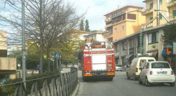 Perugia, piove acqua dal tetto: chiusi tre locali a Settevalli