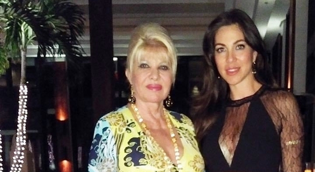 A sinistra Ivana Trump e a destra Eleonora Pieroni