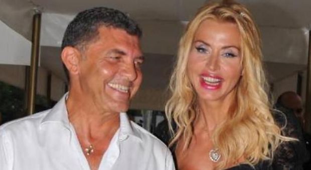 Giovanni Cottone, l'ex di Valeria Marini a processo. I pm: «Ha evaso 220mila euro»