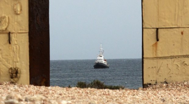 Migranti, due sbarchi in poche ore a Lampedusa: 39 persone, anche donne e bambini