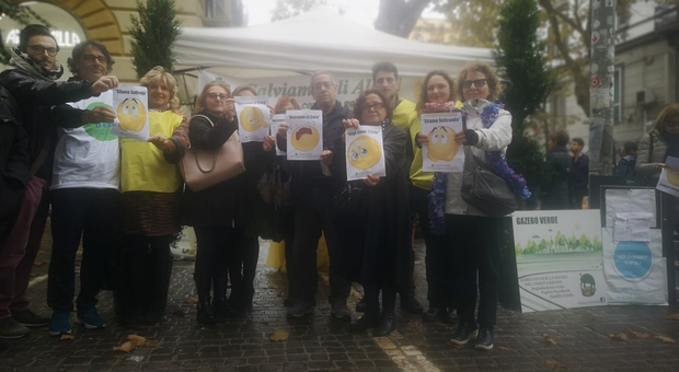 Napoli: gazebo Verde al Vomero, le associazioni in difesa degli alberi