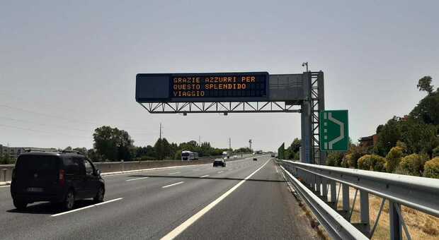 Festeggiamenti Euro 2020, Autostrade per l'Italia omaggia gli Azzurri su tutti i pannelli