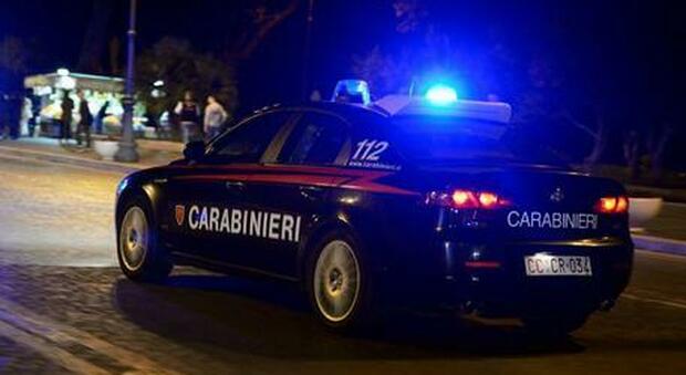 Taranto, colpi di pistola contro auto di una concessionaria: paura in periferia
