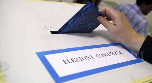 Ballottaggi: urne chiuse, votanti in calo anche in provincia di Taranto