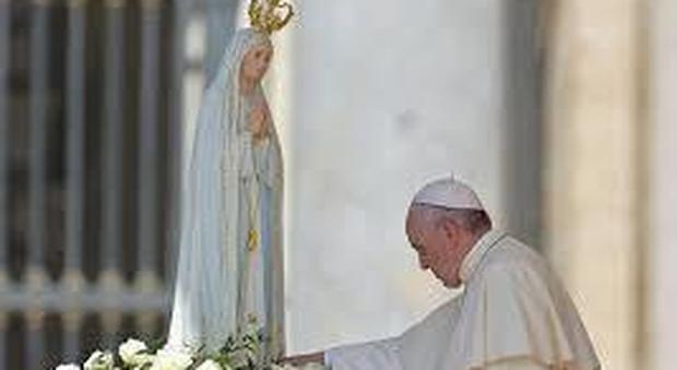 Papa Bergoglio nel 2017 andrà a Fatima nel centenario delle apparizioni
