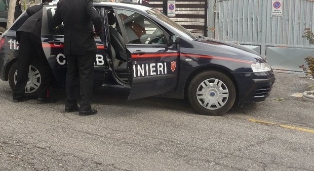 Rieti, uomo di 53 anni si uccide sparandosi colpo di fucile in bocca: era un ex dipendente Alitalia