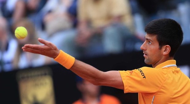 L'urlo di Djokovic scuote Roma: «Ho vinto soffrendo ma ora ho più fiducia»