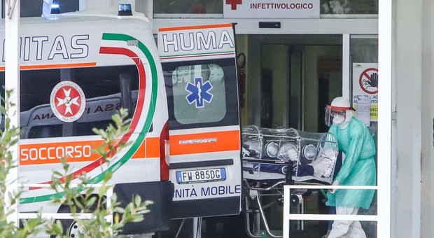 Coronavirus in Campania, altri 14 contagiati: quattro sono ricoverati in rianimazione