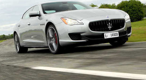 La nuova Maserati Quattroporte ora può avere anche il V8 biturbo da oltre 400 cavalli.