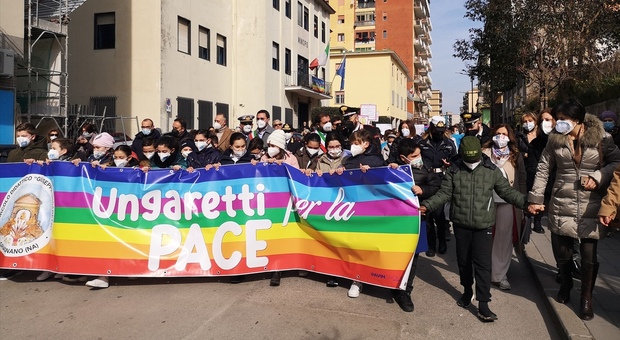 «Stop guerra in Ucraina», gli studenti di Gragnano in marcia per la pace