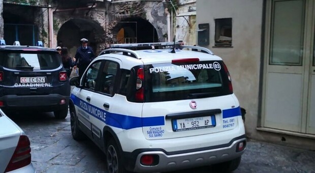 Tuguri come case per extracomunitari: blitz di carabinieri e polizia municipale