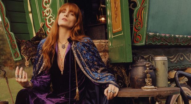 Gucci sceglie Florence Welch, la cantautrice bohémien testimonial della nuova campagna gioielli