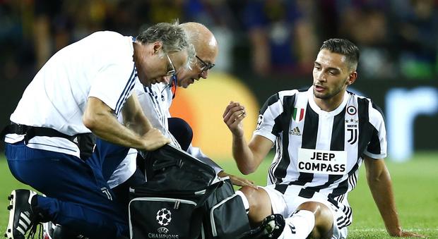 Juventus, lesione parziale tibio-peroneale per De Sciglio