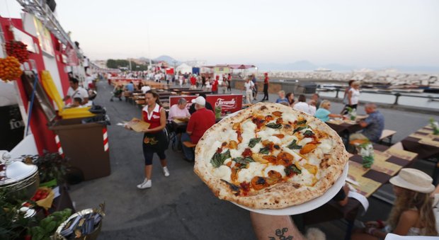 Napoli Pizza Village a sostegno delle popolazioni colpite dal terremoto