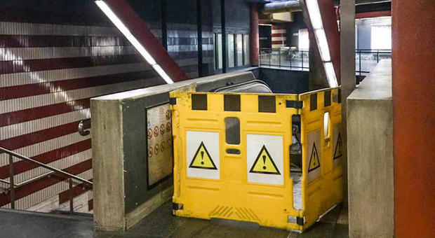Metro A chiuse, negozi a picco: «Incassi dimezzati in Centro»