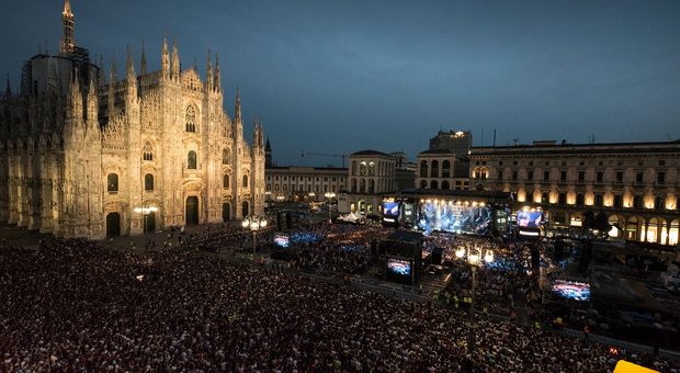 Milano, Radio Italia Live, il maxi concerto di piazza Duomo torna a settembre 2021