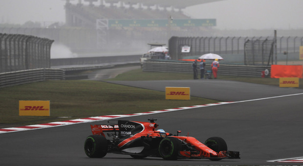Formula 1, cancellata per il maltempo la seconda sessione di prove libere