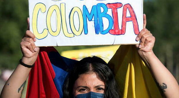 Colombia, 26 Ong denunciano: almeno 379 «desaparecidos»