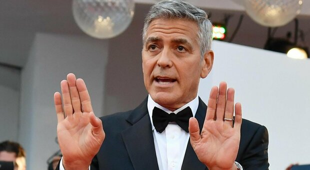 George Clooney ricoverato d'urgenza, perde 14 chili troppo velocemente per le riprese di un film