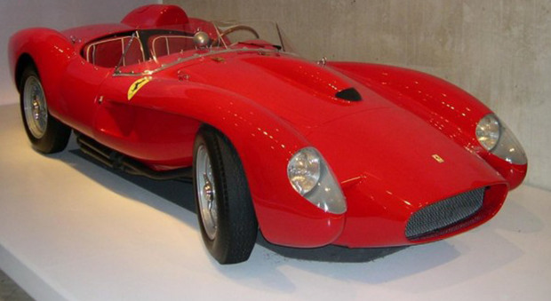 La Ferrari 290 MM Scaglietti del 1956 nella stessa asta di Sotheby's ha superato quota 28 milioni di dollari