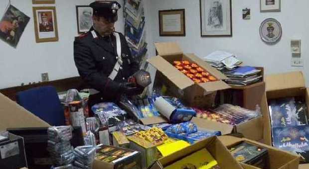 Blitz nel bazar cinese: sequestrati cento chili di botti illegali