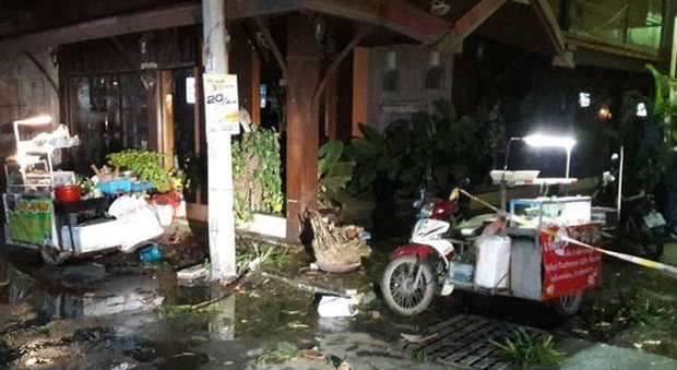 Thailandia, due bombe in un resort: feriti alcuni turisti stranieri