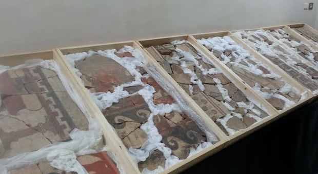 Blitz a Ginevra, recuperato tesoro archeologico da 9 milioni: c'è anche la lastra del tempio di Cerveteri