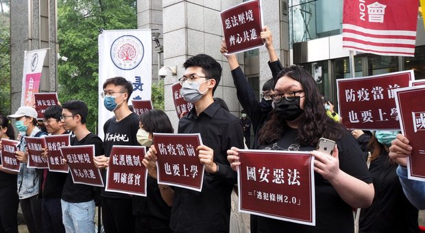Cina: contro l'indipendenza di Taiwan anche l'uso della forza