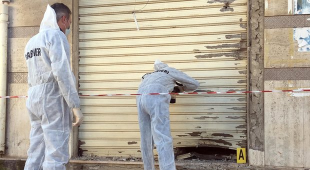 Foggia, bomba esplode in un centro anziani: il responsabile è un testimone di mafia