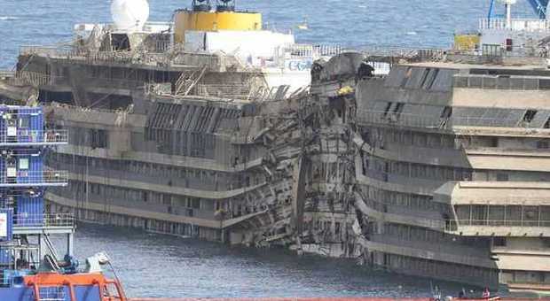 Concordia, al via i lavori di demolizione: Genova si candida come supercantiere