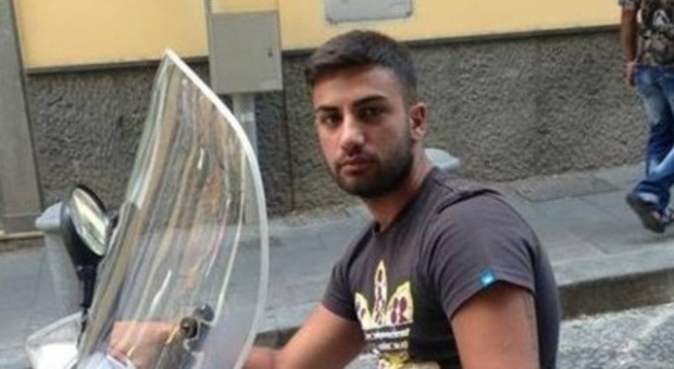 Morto a 21 anni con lo scooter Domani funerali a Sant'Agostino