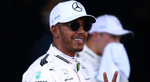 Formula 1, Hamilton: «Tra me e Vettel c'è rispetto»