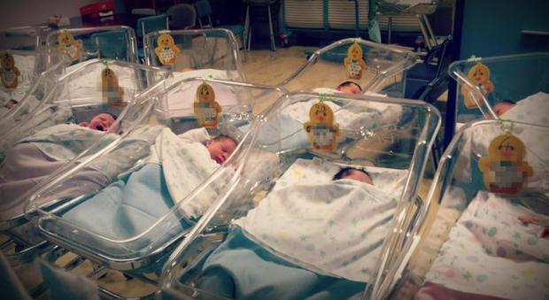 Neonatologi: le madri possono partorire in anonimato, c'è chi occuperà del bimbo
