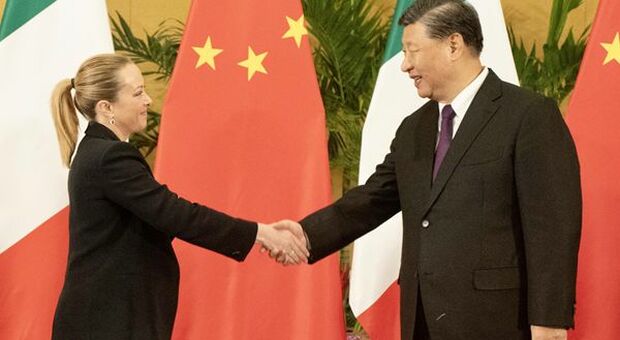 G20, Meloni incontra Xi: "Rilanciare scambi Italia-Cina"