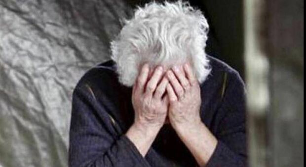 Violentò una 90enne: operatore socio sanitario condannato a 6 anni
