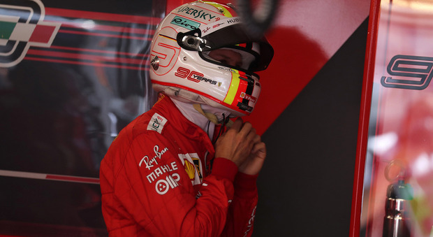 Vettel primo ma penalizzato in Canada: vince Hamilton, il pilota Ferrari è furioso