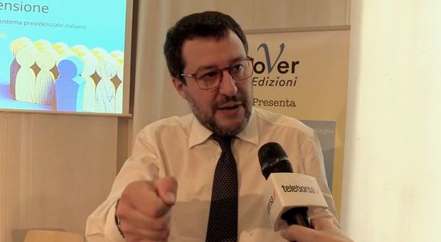 Pensioni, Salvini: "Ricetta per la ripresa dell'Italia? Quota 41 e Flat Tax al 15%"