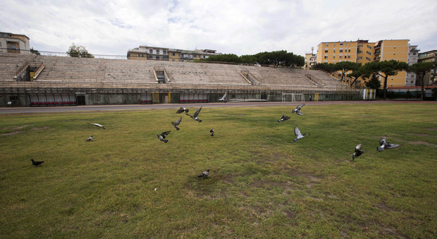 Stadio Collana, Bonavitacola avverte: «Il Comune di Napoli cambi atteggiamento» La risposta: progetto in contrasto con norme