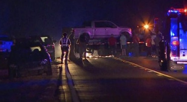 Usa, tragedia alla parata di Halloween: auto finisce contro un carro e uccide due bambine e la madre