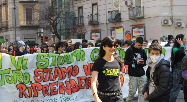 Fridays for Future, la protesta degli studenti napoletani