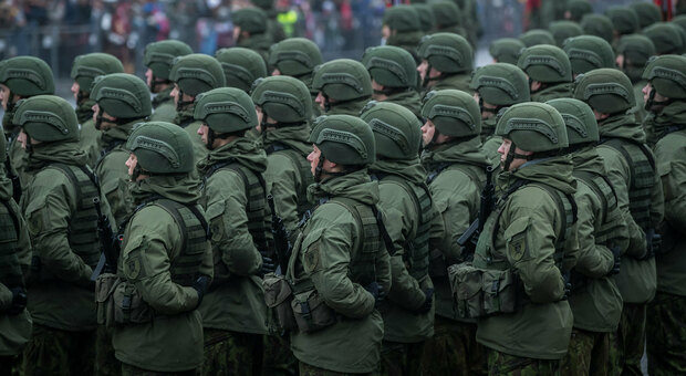 Guerra, la Lituania rafforza le difese: «Russia più forte di prima, Putin può colpire ovunque»
