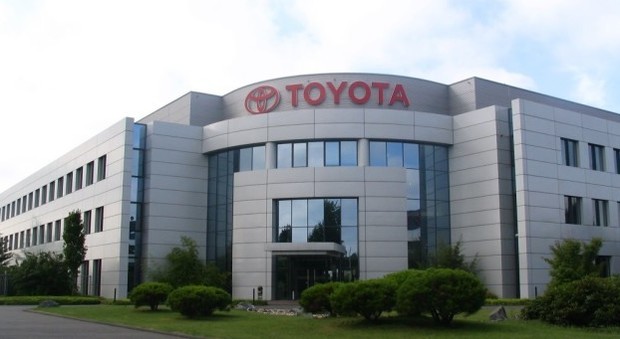 La Toyota richiama un milione di veicoli: "Problemi con l'airbag". Già oltre 20 morti