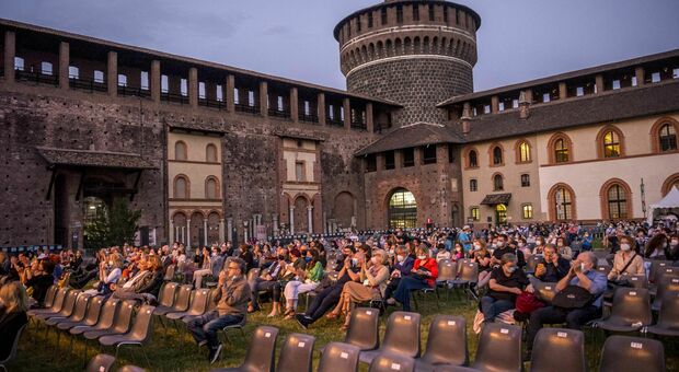 Estate al Castello Sforzesco: da Patti Smith a Bersani, eventi, musica, parole fino al 10 settembre