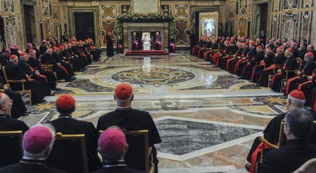Pedofilia, Papa Francesco: «Stop agli insabbiamenti del passato, grazie ai media per avere denunciato gli orchi»