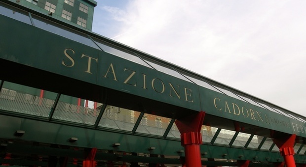Milano, si taglia la gola con disco smerigliatrice in stazione: è grave