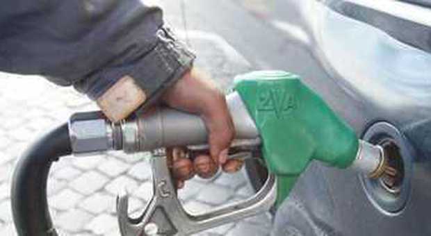 Carburanti: tregua finita, prezzi in rialzo I distributori più convenienti a Nordest