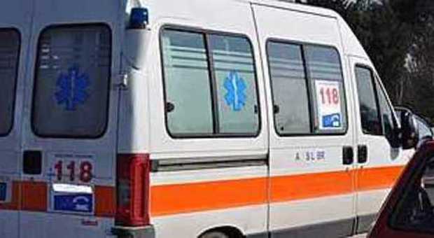 Maxi tamponamento sulla Salerno-Reggio Calabria: tre feriti, uno è grave