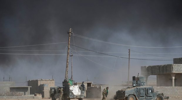 Iraq, autobomba a festa matrimonio a Fallujah: almeno 50 morti. Tra le vittime anche lo sposo