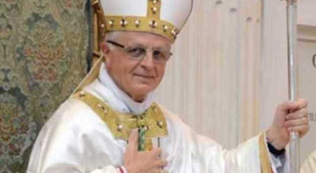 Il vescovo di Urbino monsignor Giovanni Tani