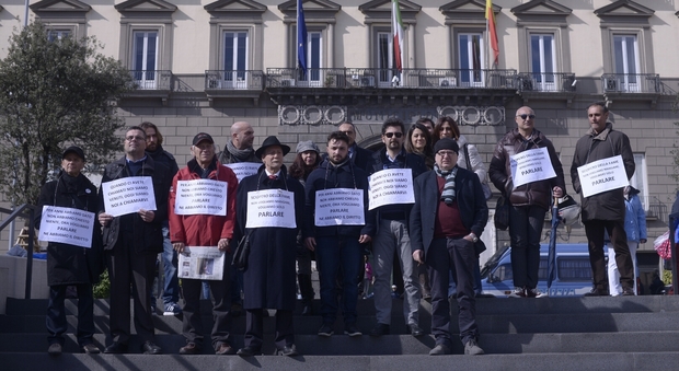 Napoli, attivisti sospesi dal Movimento 5 Stelle iniziano lo sciopero della fame